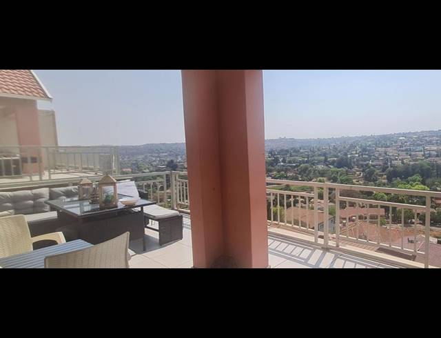 2 BEDROOM APARTMENT FOR SALE IN WINCHESTER HILLS